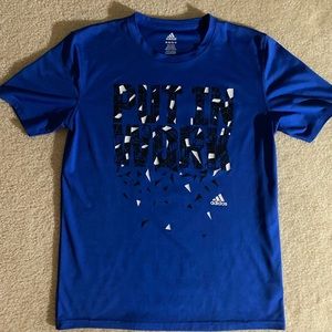 Youth adidas Shirt - size youth XL
